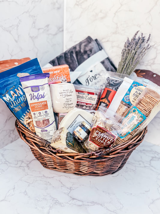 Cheese Whizze Goodness in a Basket! Large